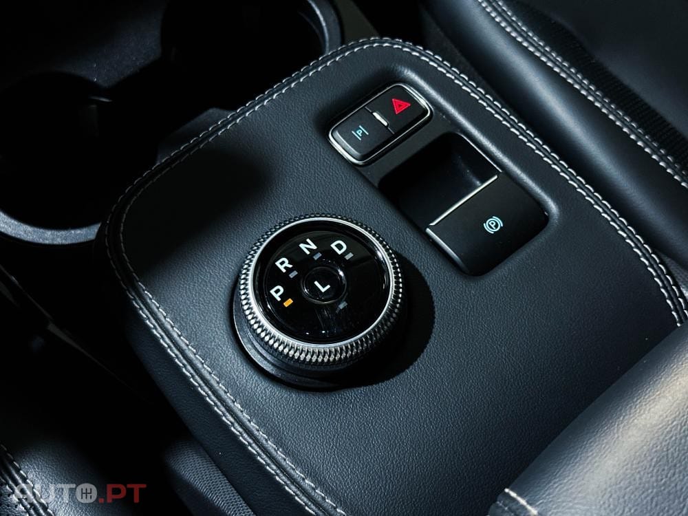 Ford Mustang Mach-E 75.7 kWh Base