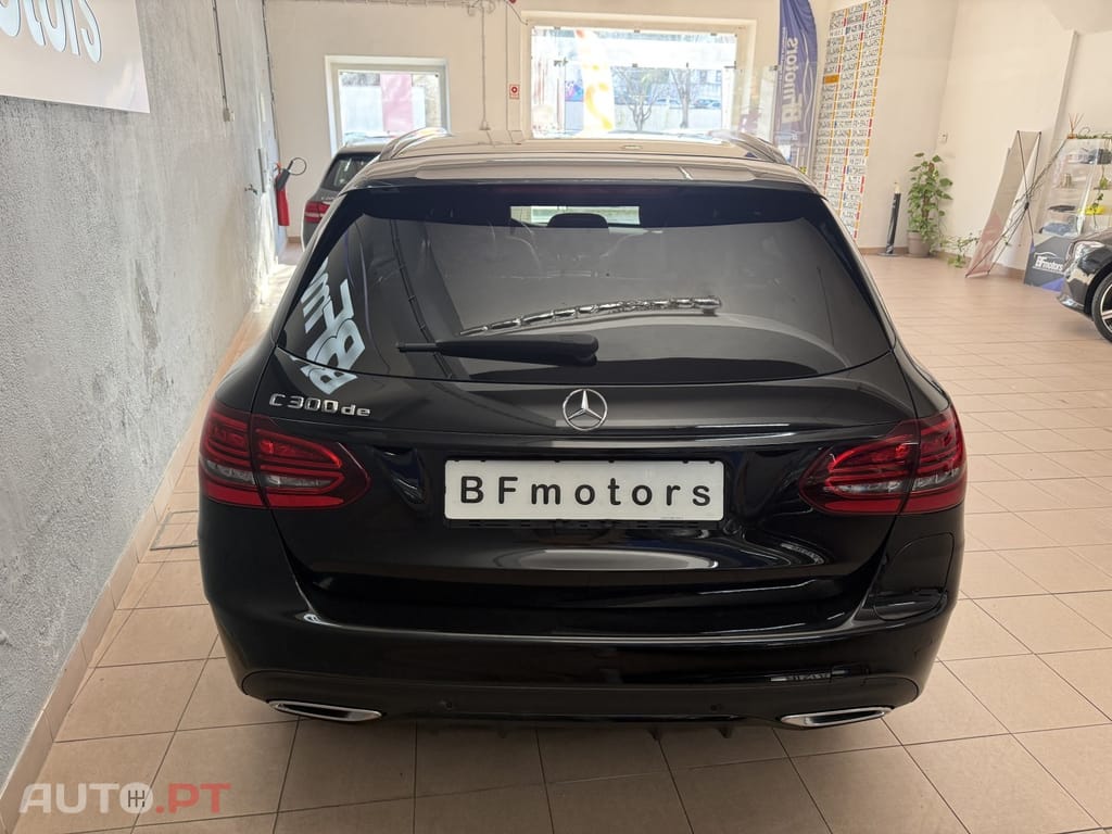 Mercedes-Benz C 300 de AMG Line