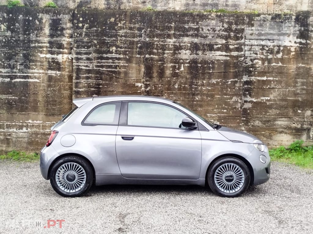 Fiat 500e 42 kWh Icon