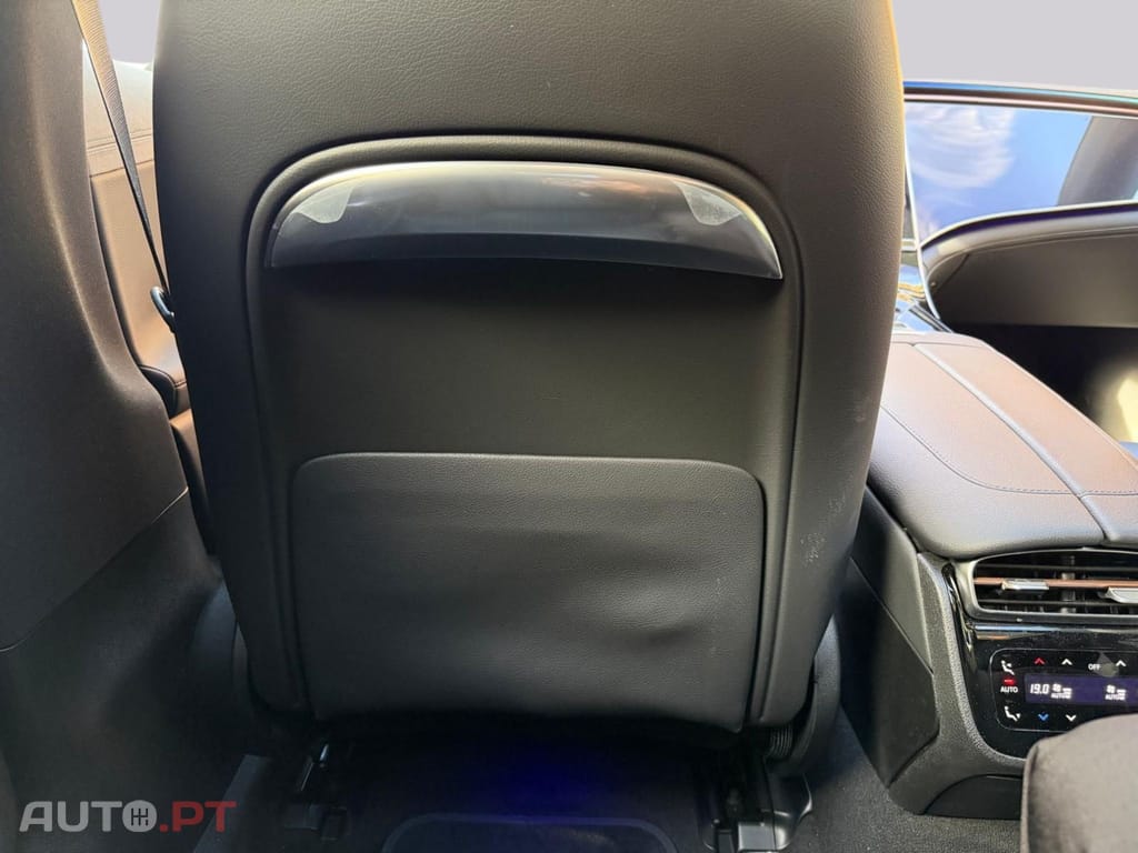 Mercedes-Benz EQE 350+ Electric Art