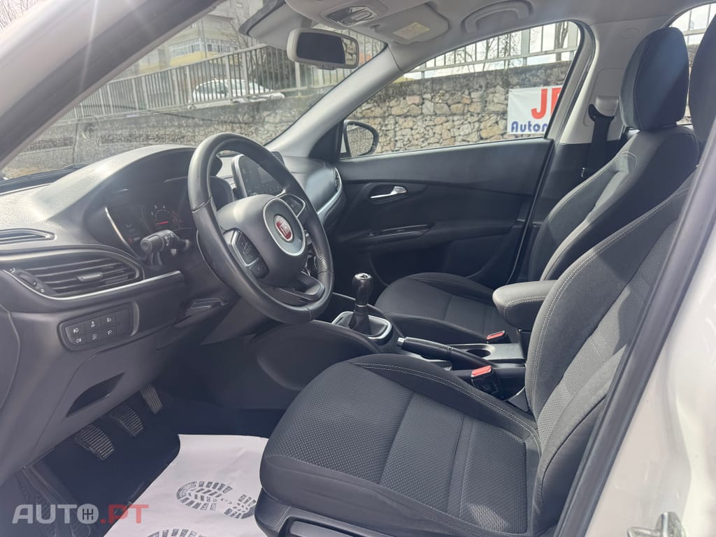 Fiat Tipo 1.3 M-Jet Lounge J17