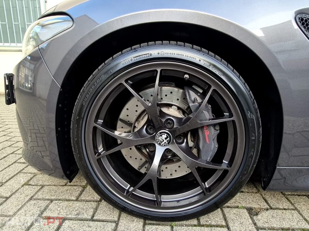 Alfa Romeo Giulia 2.9 Bi-Turbo Quadrifoglio AT8