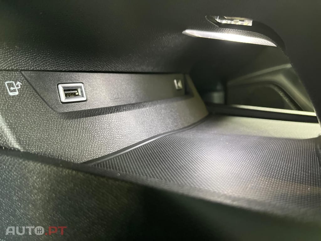 Peugeot 508 1.5 HDI  EAT8 Active Business