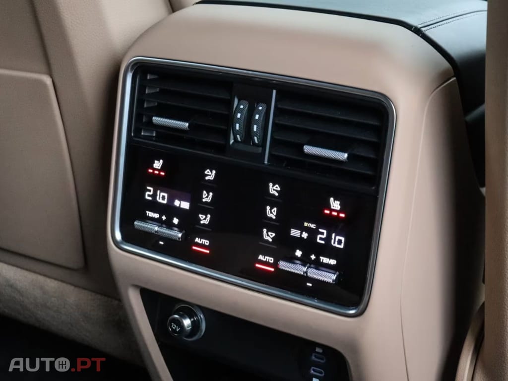 Porsche Cayenne E-Hybrid I.V.A DEDUTIVEL 