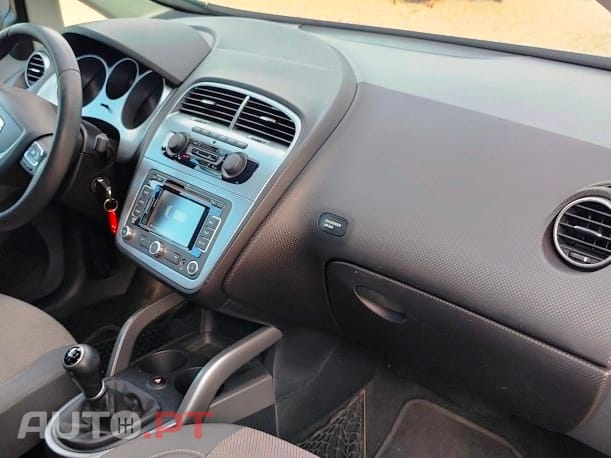 Seat Altea XL Sport 1.6 TDI 105cv / 109 Eur mês
