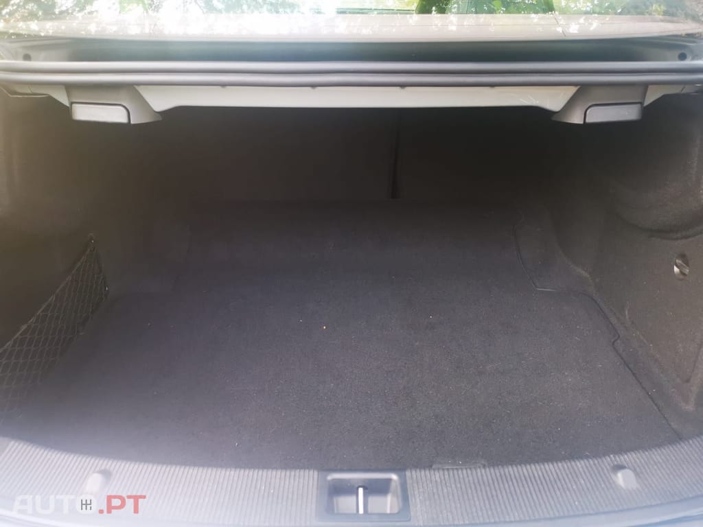 Mercedes-Benz E 350 CDi Avantgarde BlueEfficiency