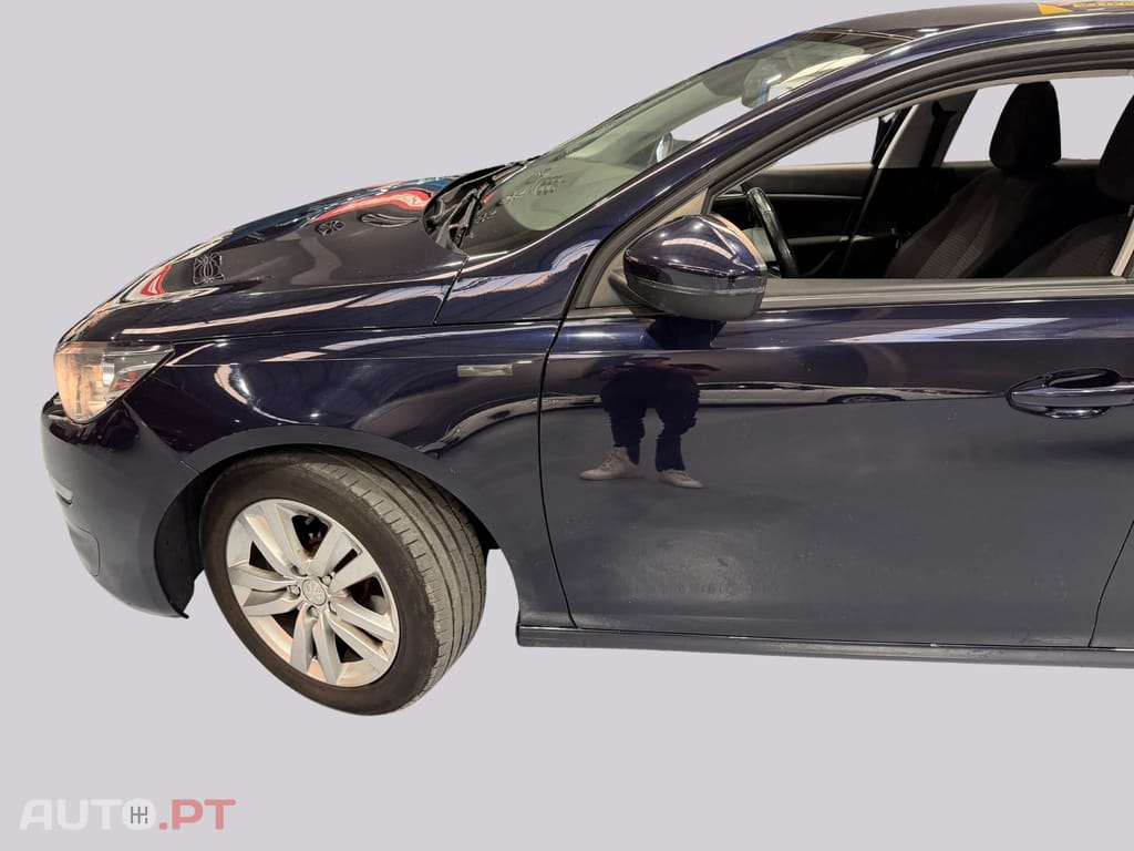 Peugeot 308 1.2 PureTech EAT6