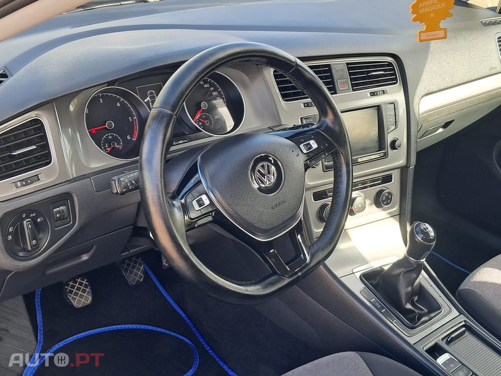 Volkswagen Golf 1.6 tdi confortline 110cv