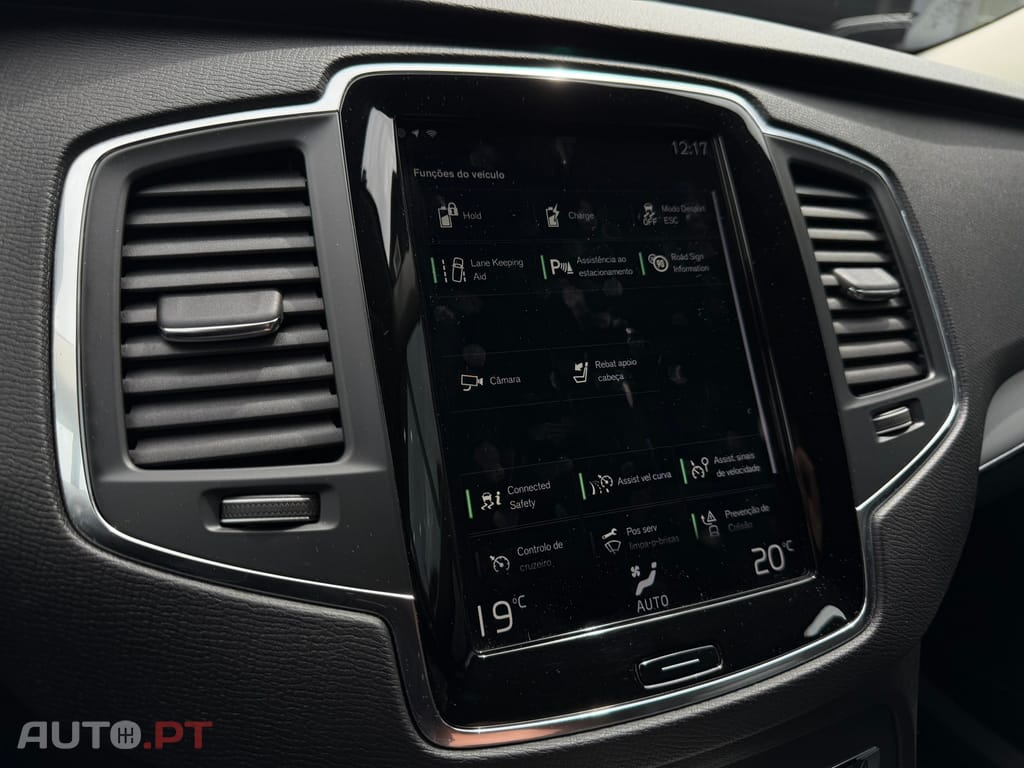 Volvo XC90 2.0 T8 PHEV Inscription Expression AWD