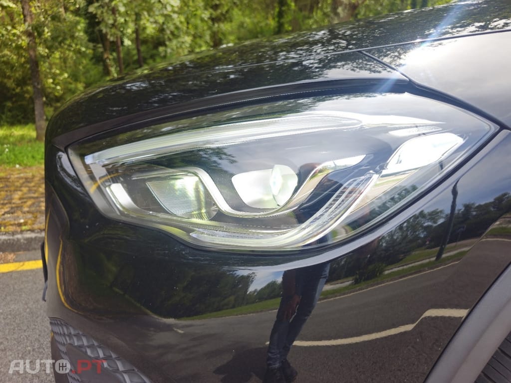 Mercedes-Benz GLA 180 d 8G-DCT