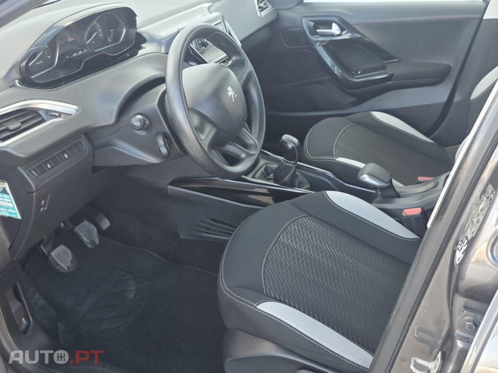 Peugeot 2008 1.6 BlueHDi Active