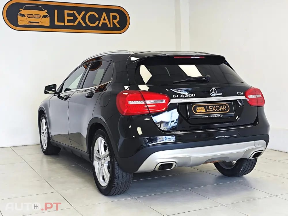 Mercedes-Benz GLA 200 d 4Matic 7G-DCT Urban