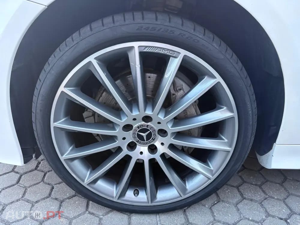 Mercedes-Benz E 220 d AMG Line Aut.