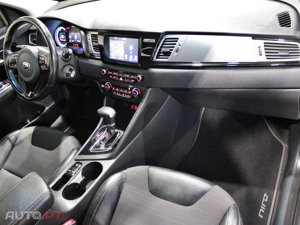 Kia Niro 1.6 GDi HEV Urban