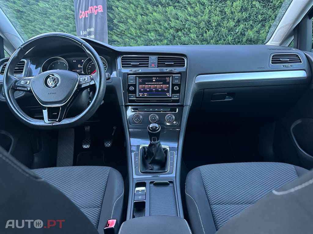 Volkswagen Golf 1.6 TDI Confortline