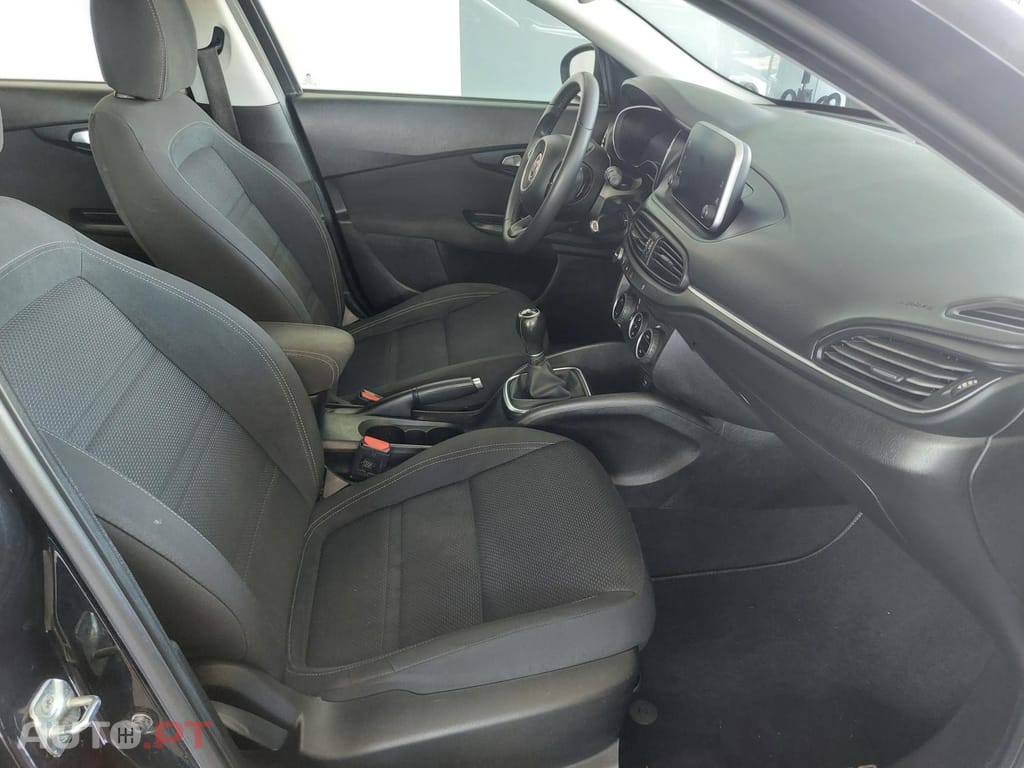 Fiat Tipo 1.3 M-Jet Lounge