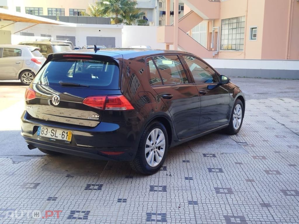 Volkswagen Golf 1.0 TSI Confortline