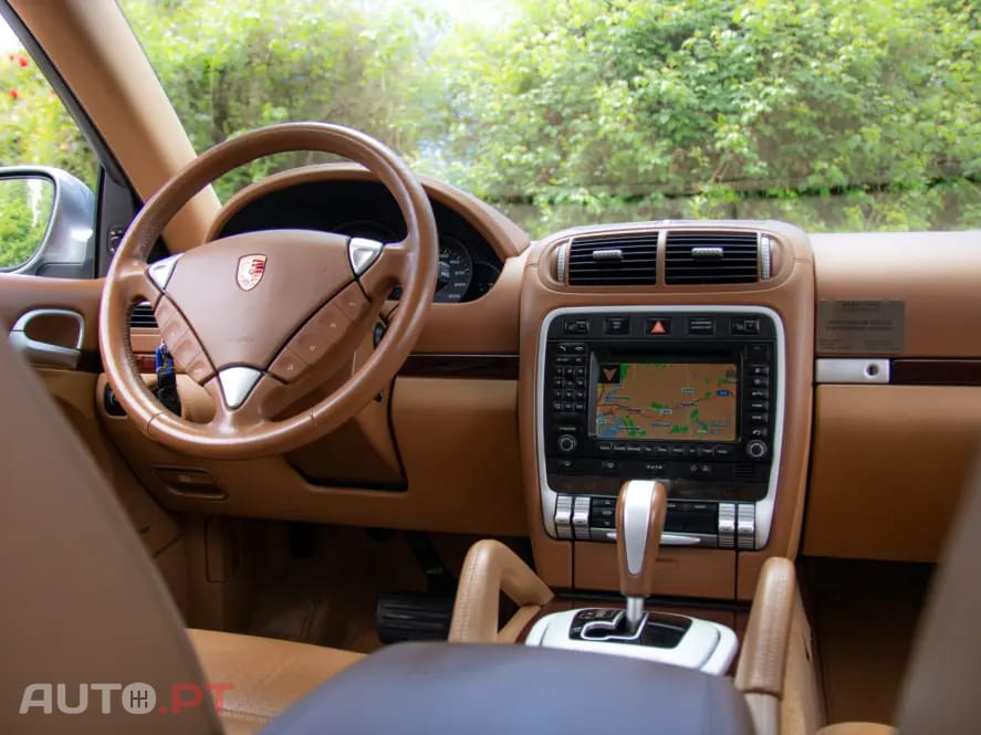 Porsche Cayenne Tiptronic