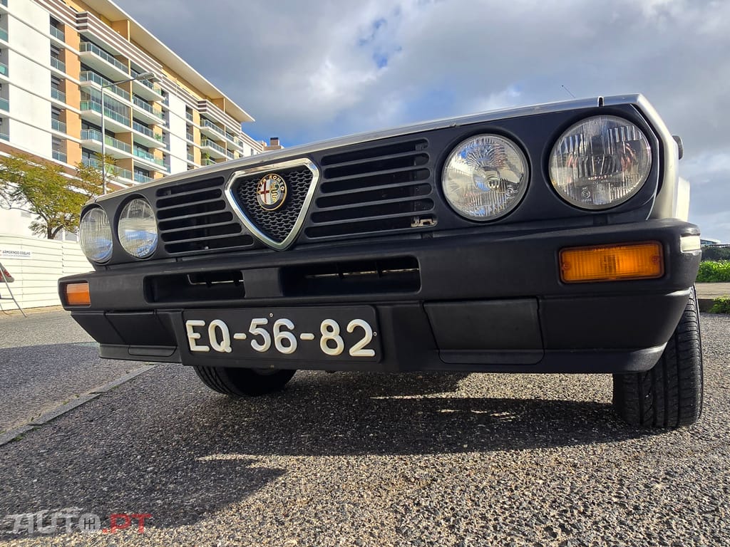 Alfa Romeo Sprint Veloce 1.3