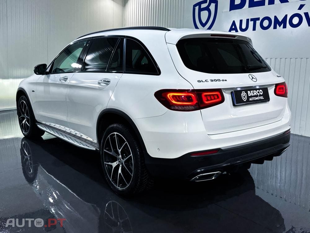 Mercedes-Benz GLC 300 de 4Matic 9G-TRONIC AMG Line