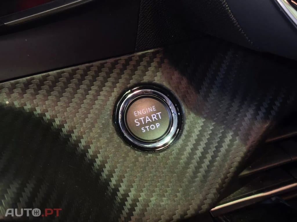 Peugeot 208 PureTech 100 EAT8 Allure Pack