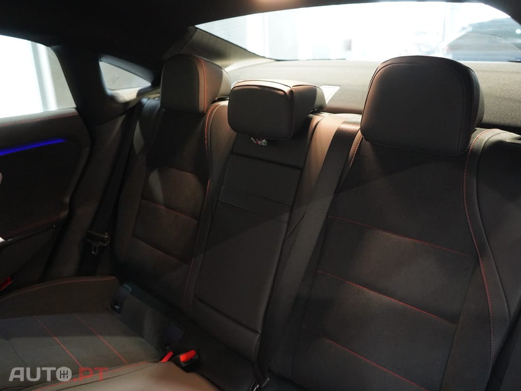 Mercedes-Benz CLA 250 com tecnologia EQ
