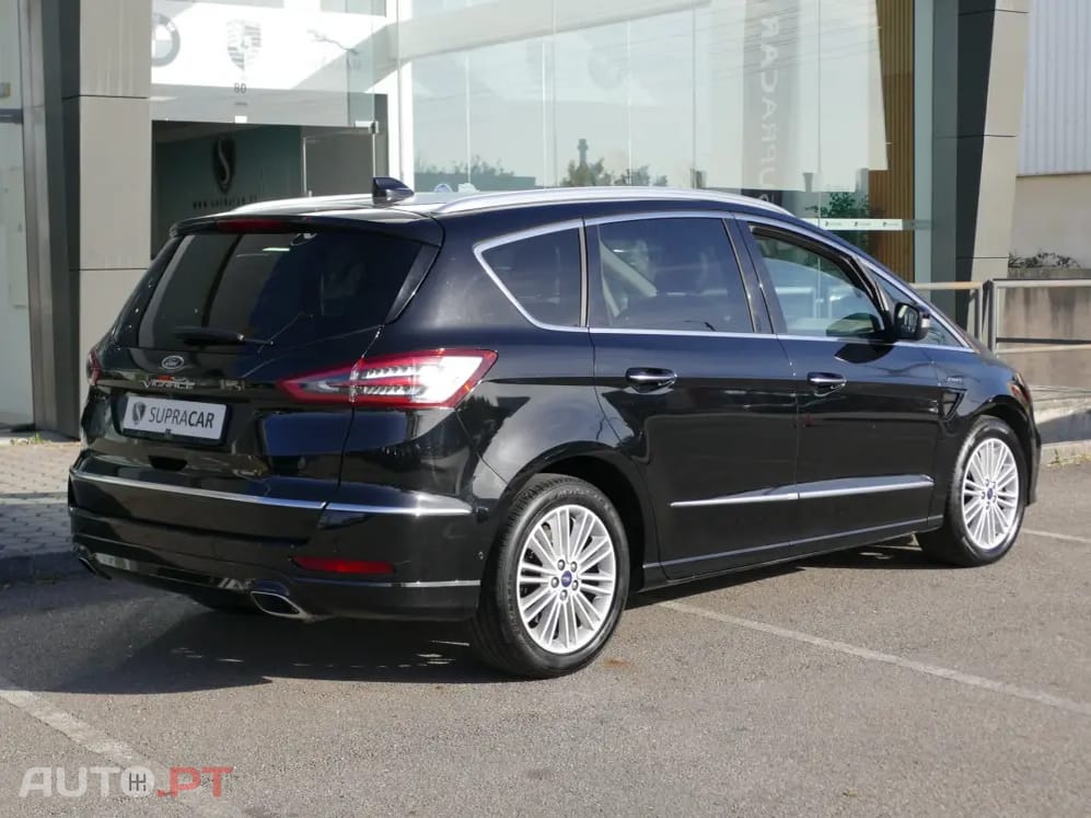 Ford S-Max 2.0 TDCi Vignale Powershift