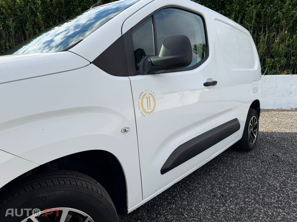 Peugeot Partner 1.6 BlueHDi L1 Premium 3L