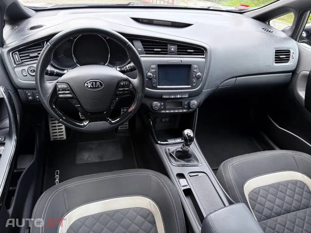 Kia Ceed 1.6 CRDi GT Line