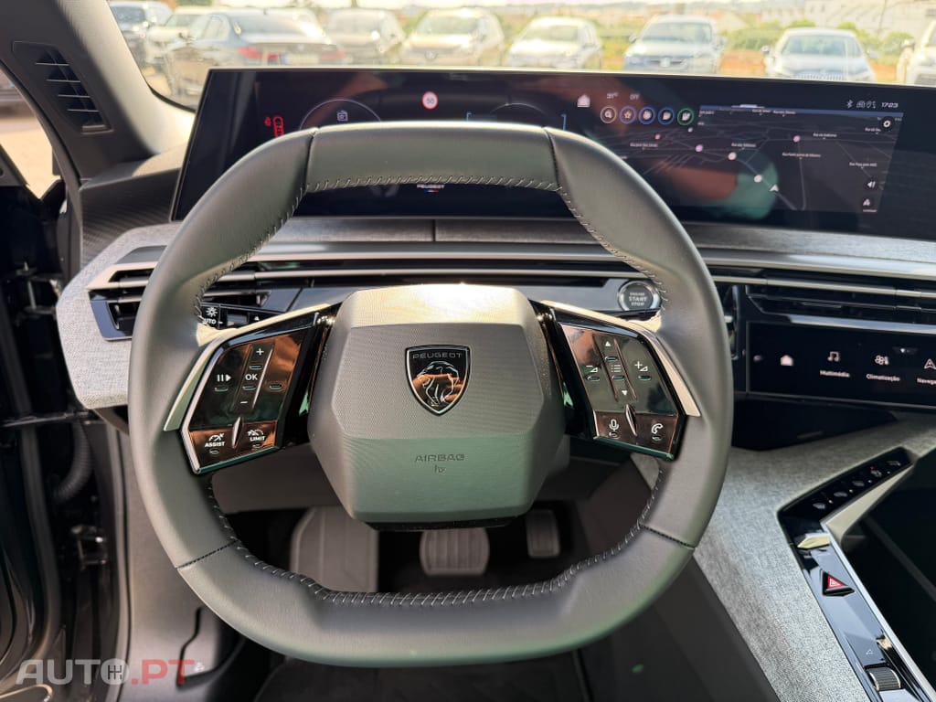 Peugeot 3008 1.6 Plug-in Hybrid Allure e-DCS7