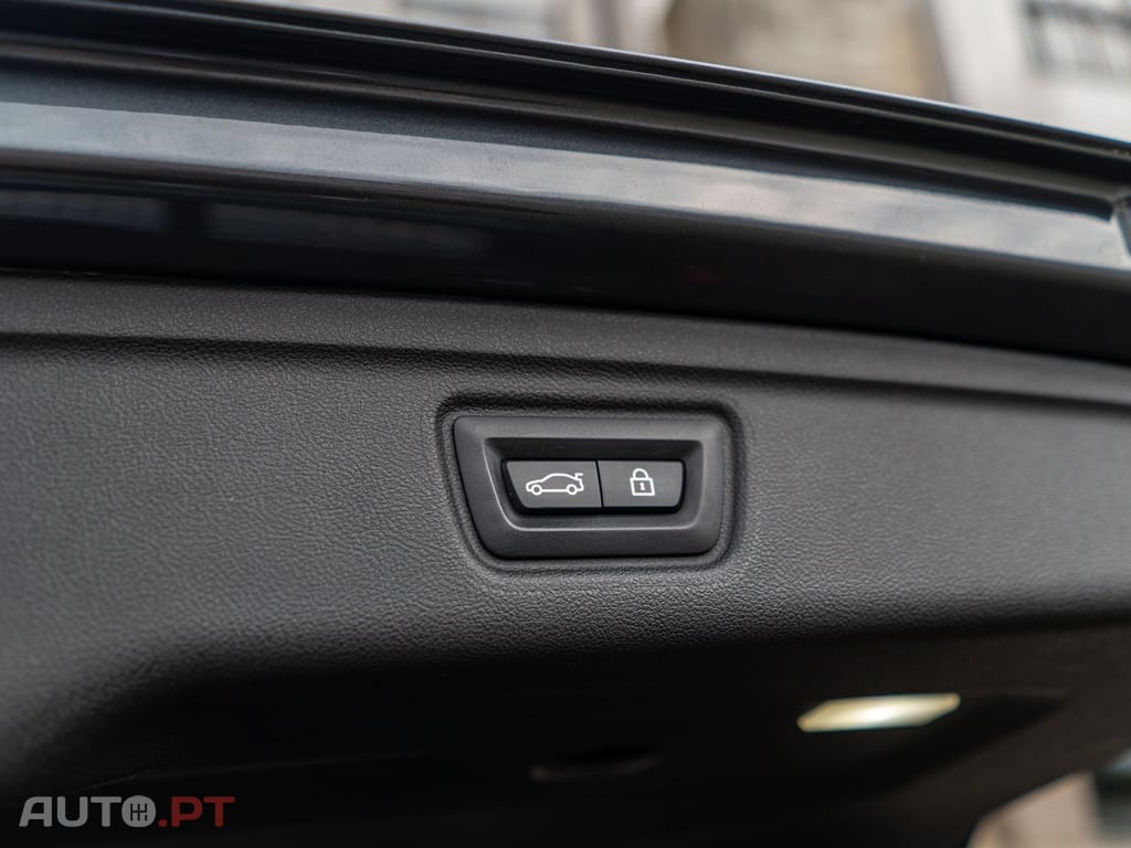 BMW 320 d Line Sport Shadow Auto