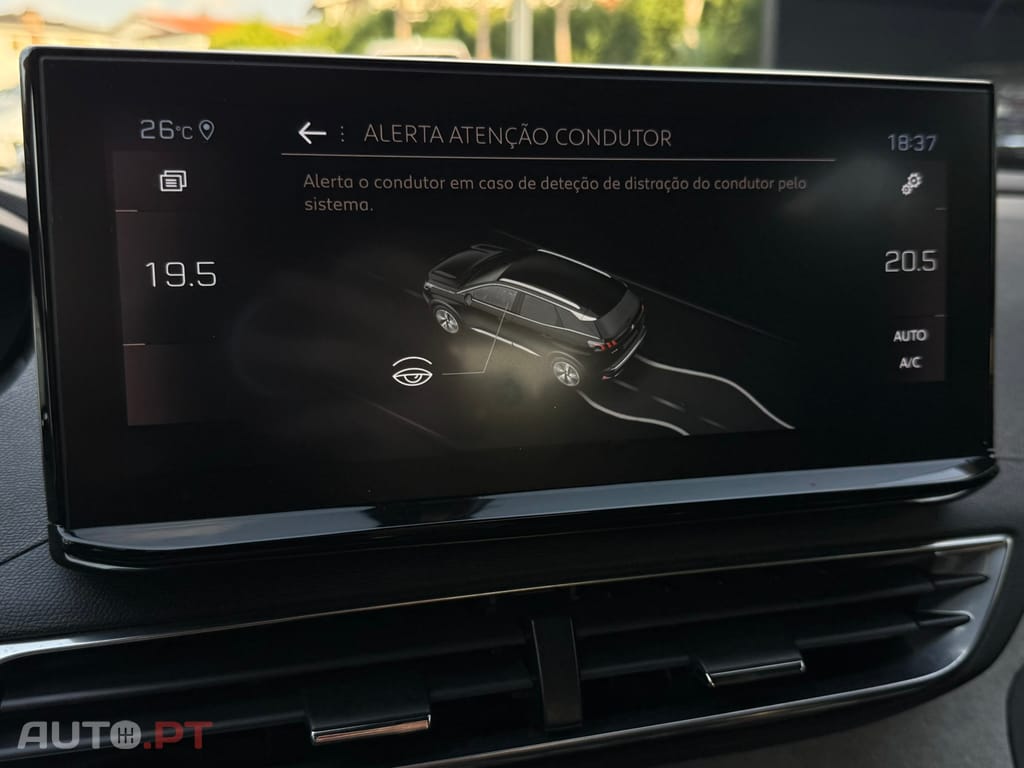 Peugeot 3008 1.5 BlueHDi GT EAT8