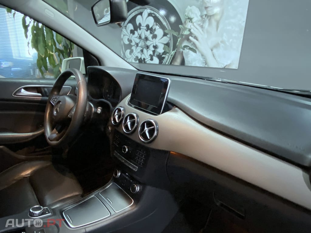 Mercedes-Benz B 180 DCI 7G-DCT Peak Edition