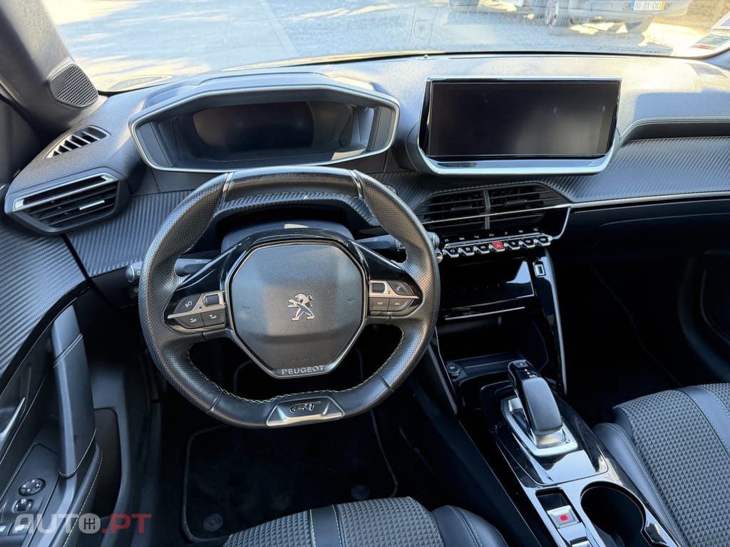 Peugeot E-208 50 kWh GT Line