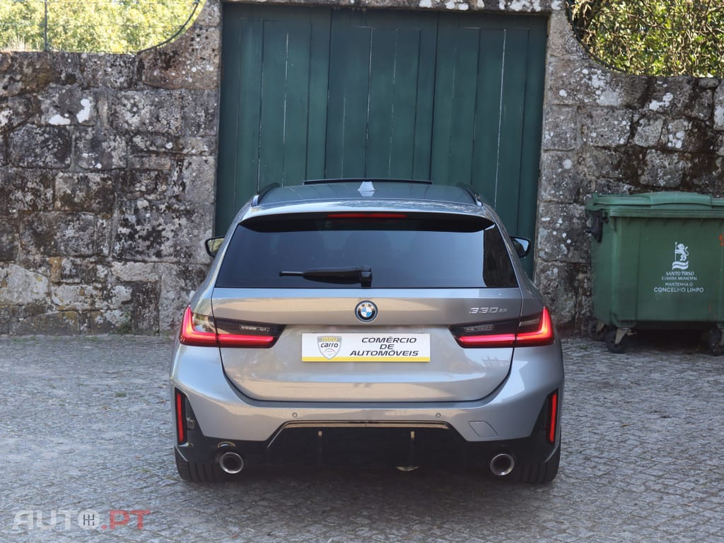 BMW 330 e Touring Pack M Auto