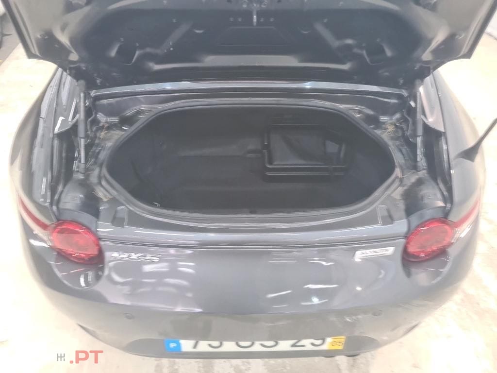 Mazda MX-5 MZR 1.5 RF Sky.Excell.Navi
