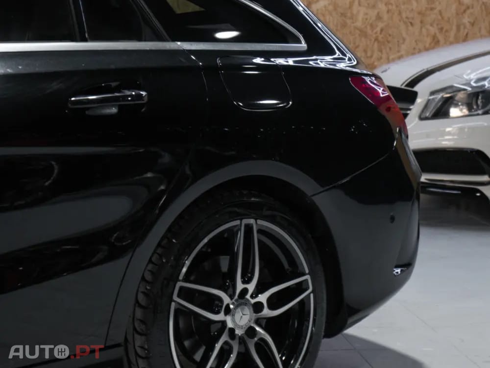 Mercedes-Benz CLA 200 d Shooting Brake AMG Line Aut.