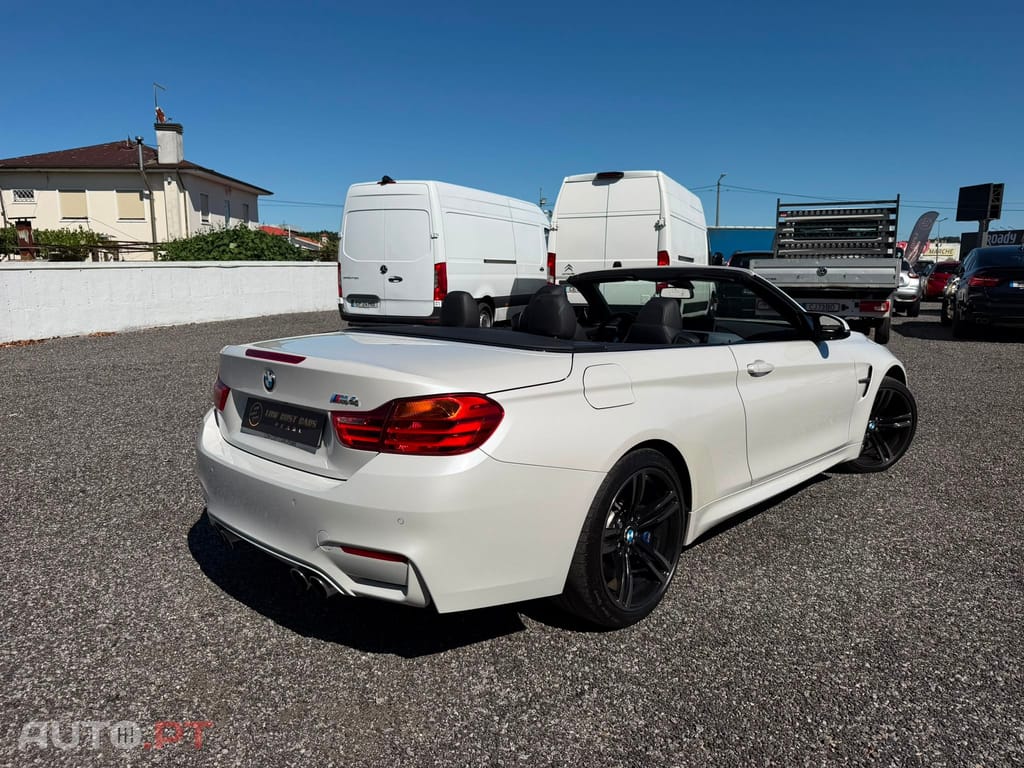 BMW M4 Auto