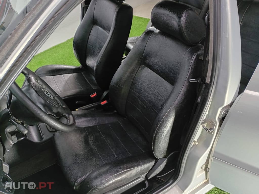 Volkswagen Polo 1.4 TDi Confortline ABS
