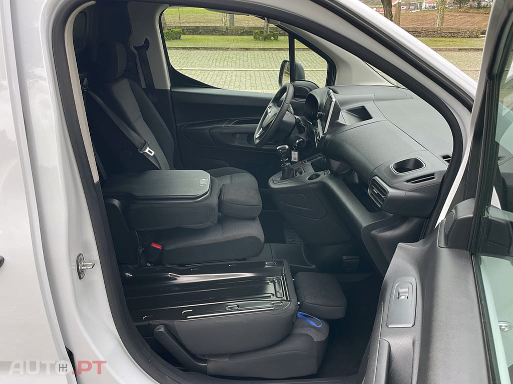 Opel Combo 1.5 CDTI IVA Dedutível