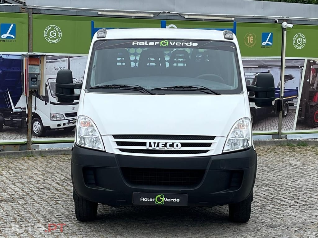 Iveco Daily 3.0  BASCULA / 7 LUGARES