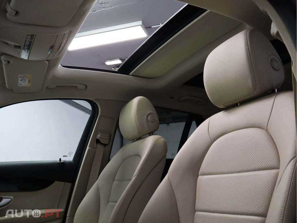 Mercedes-Benz GLC 200 300 de 4MATIC