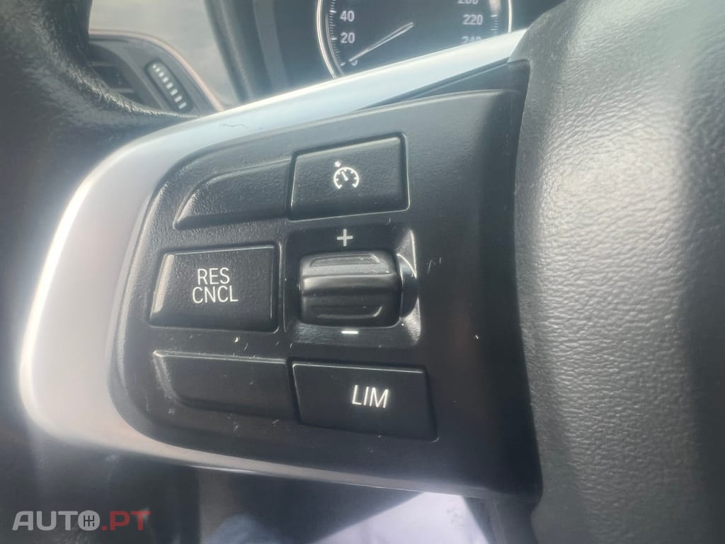 BMW X1 16 d sDrive Auto Line Sport