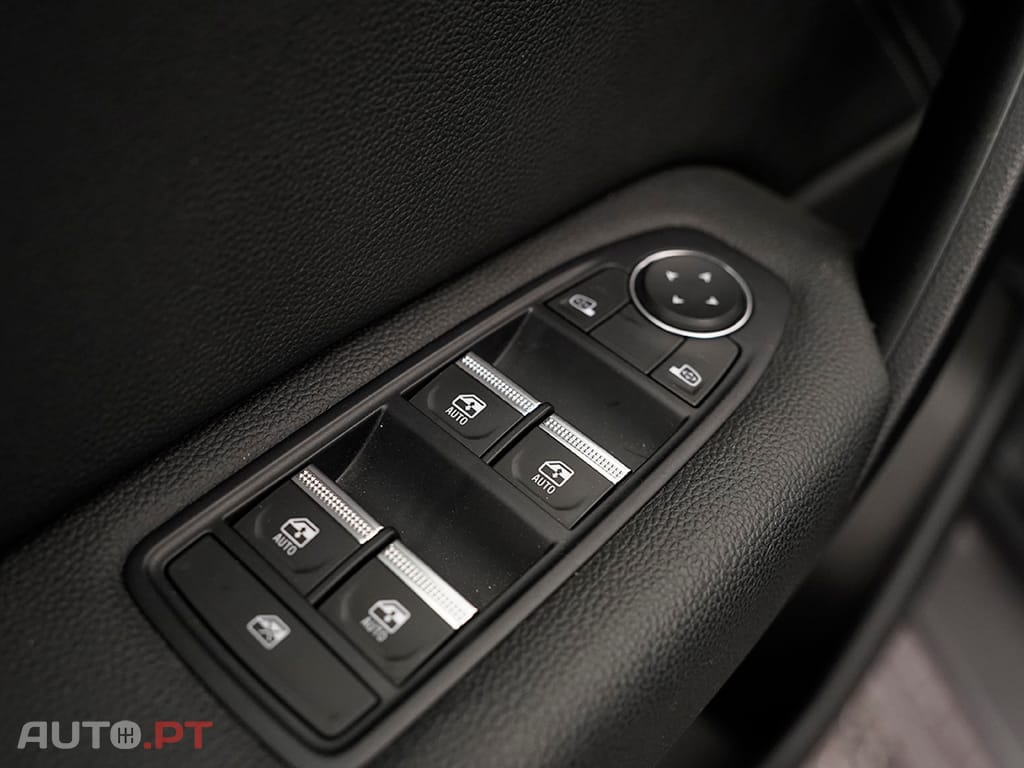 Renault Captur Captur 1.0 TCe Techno Bi-Fuel