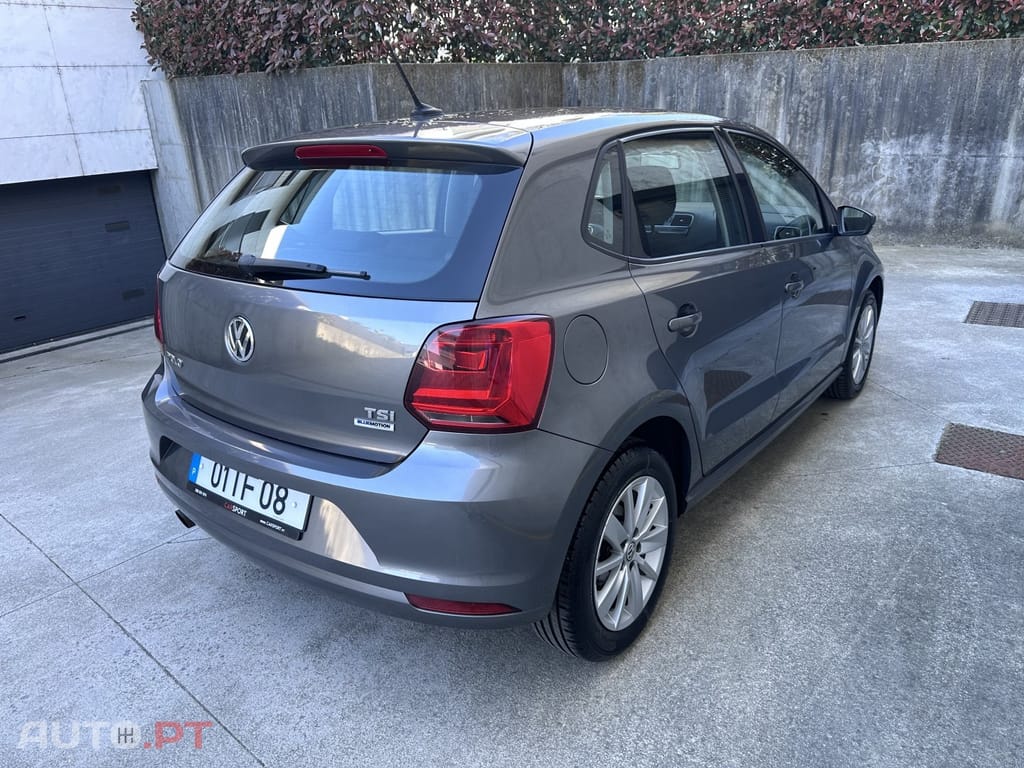 Volkswagen Polo 1.2 TSi Confortline Nav