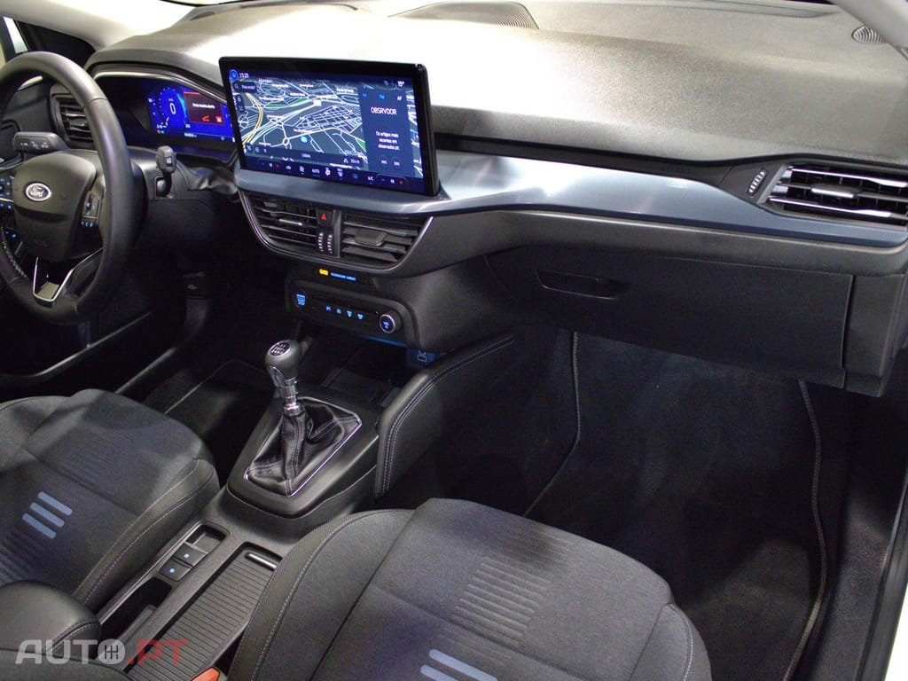 Ford Focus 1.0 EcoBoost MHEV Active X