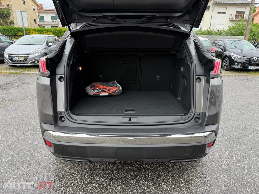 Peugeot 3008 1.6 Hybrid Allure e-EAT8