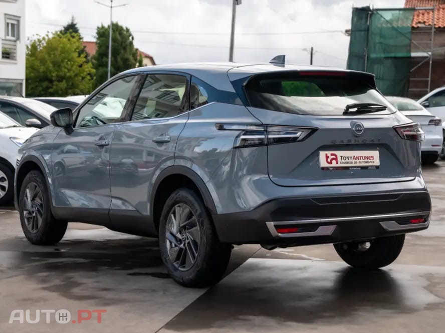 Nissan Qashqai 1.3 DIG-T N-Connecta
