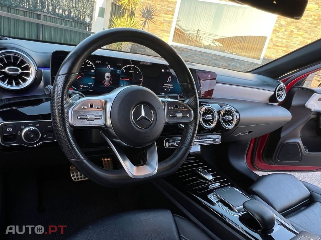 Mercedes-Benz A 180 d 7G-DCT AMG Line