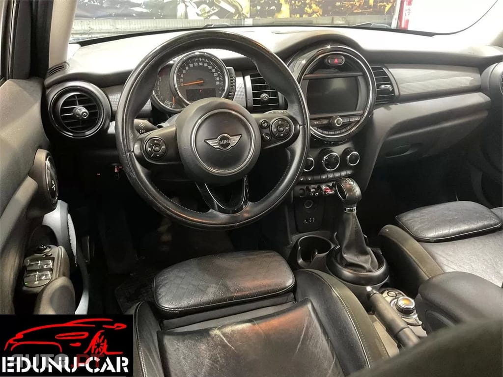 MINI One Cooper D Auto